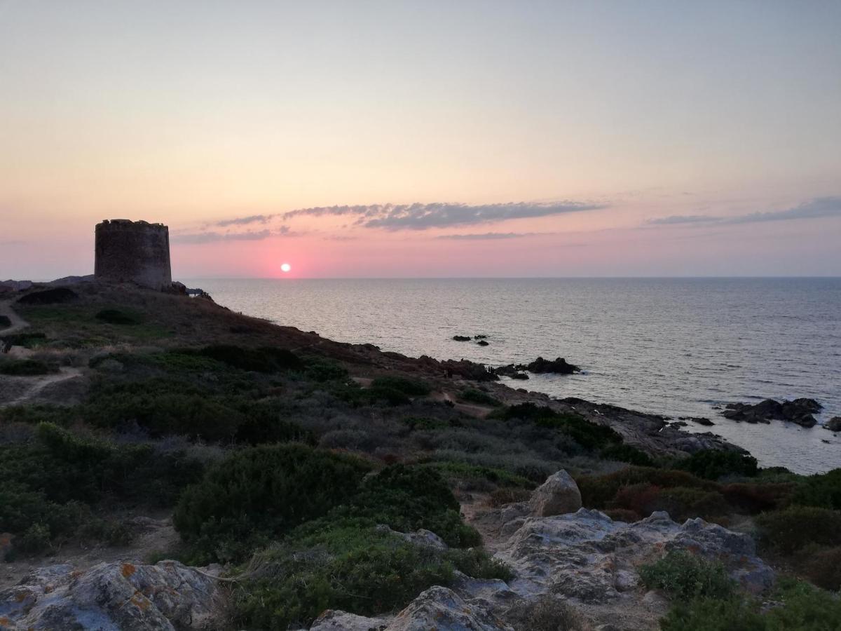 Tanca Della Torre Trilocale Vista Mare Apartamento Isola Rossa Exterior foto